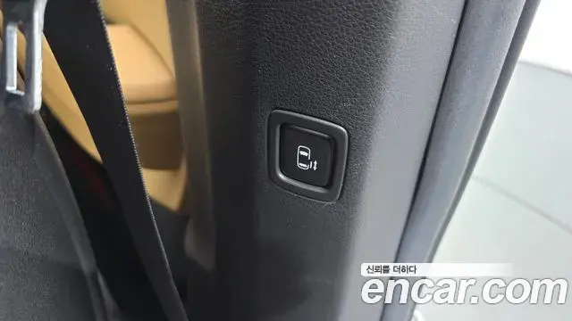 Kia Carnival 2020 — Şəkil 15/20