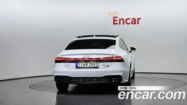 Audi A7 2021 — Фото 4/20