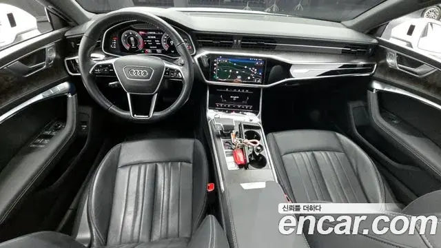 Audi A7 2021 — Фото 7/20