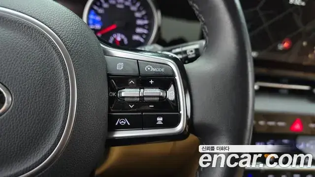 Kia Carnival 2020 — Photo 18/20