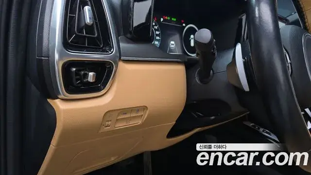 Kia Sorento 2023 — ფოტო 9/20