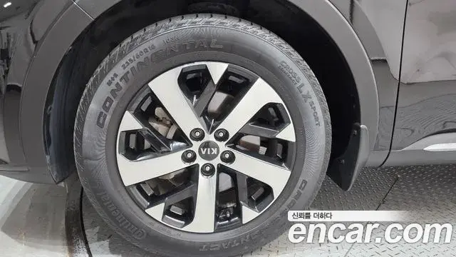Kia Sorento 2021 — Şəkil 13/20