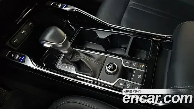Kia Sorento 2021 — Şəkil 15/20