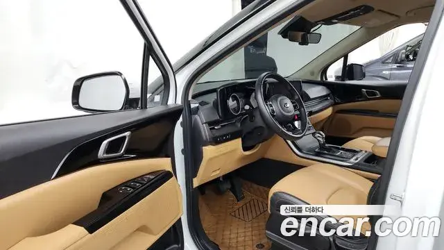 Kia Carnival 2020 — Photo 10/20