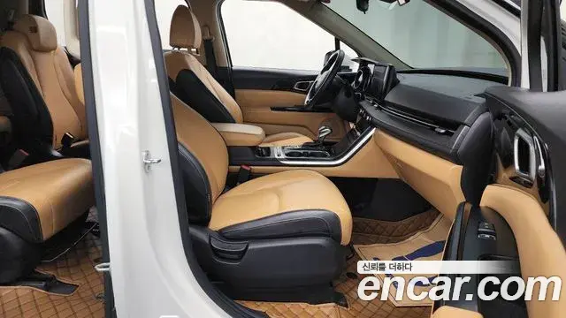 Kia Carnival 2020 — Photo 11/20
