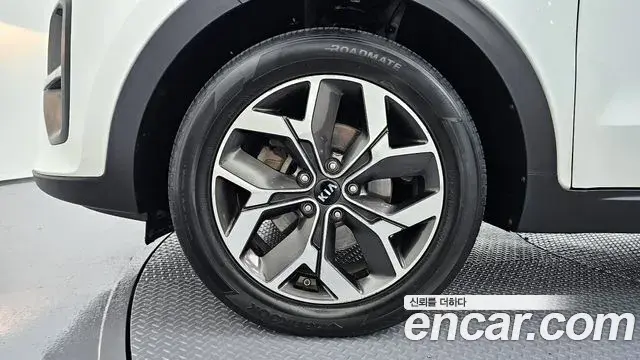 Kia Sportage The Bold 2020 — Фото 5/20