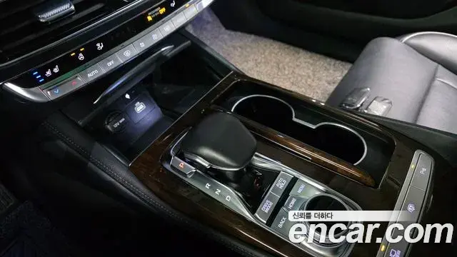 Kia The K9 2019 — Şəkil 10/20