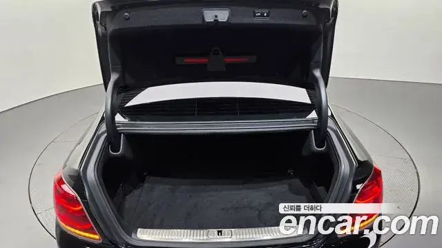 Kia The K9 2019 — Şəkil 18/20