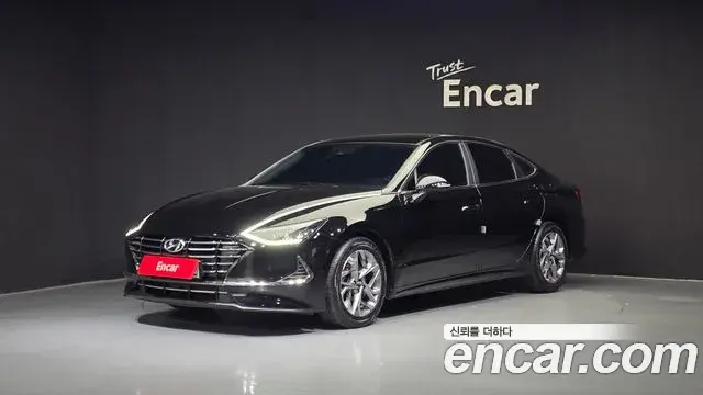 Hyundai Sonata Hybrid 2020 — Photo 12/20