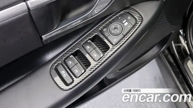 Hyundai Sonata Hybrid 2020 — Photo 17/20