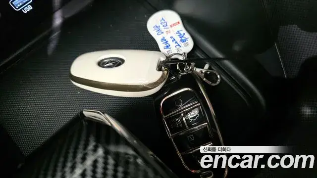 Hyundai Sonata Hybrid 2020 — Photo 20/20
