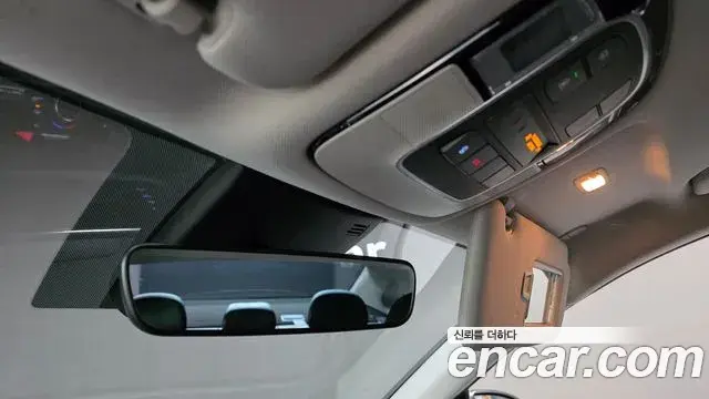 Hyundai Sonata Hybrid 2019 — Şəkil 16/20