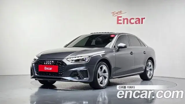 Audi A4 2022 — Photo 1/20