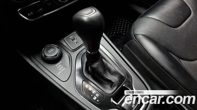 Jeep Cherokee 2022 — Şəkil 8/20
