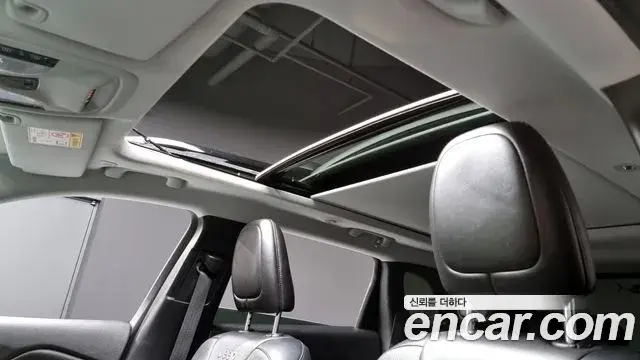 Jeep Cherokee 2022 — Şəkil 17/20