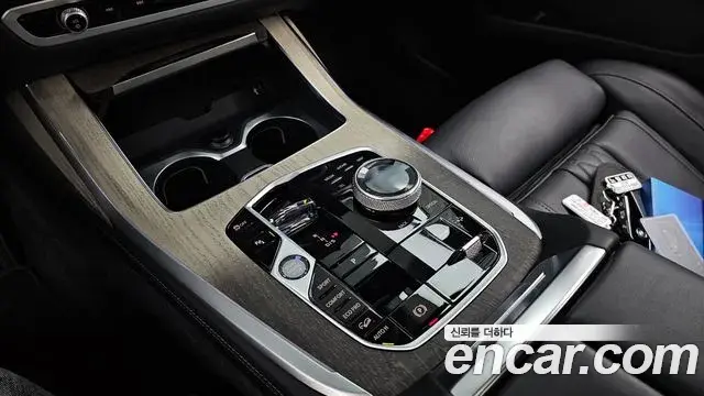 BMW X7 2025 — Photo 13/20