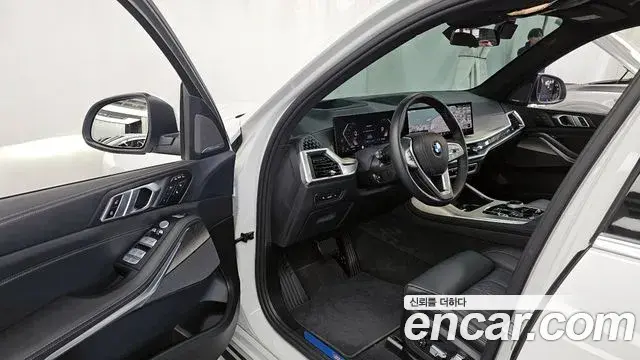 BMW X7 2025 — Photo 15/20