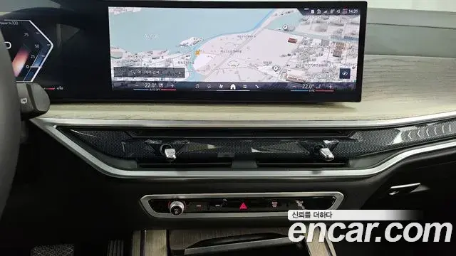BMW X7 2025 — Photo 6/20