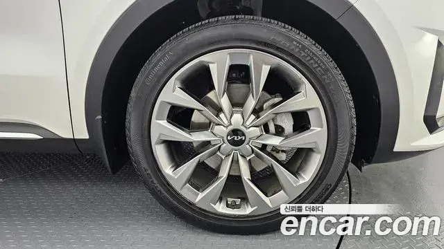 Kia Sorento 2021 — Photo 8/20
