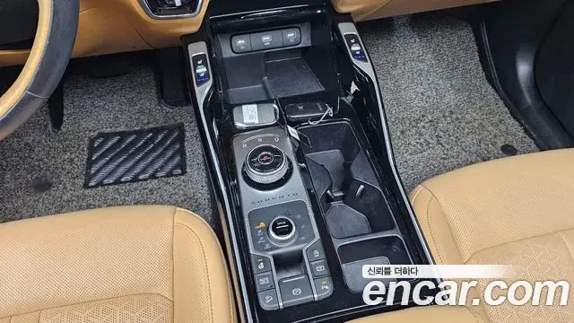 Kia Sorento 2021 — Photo 2/20