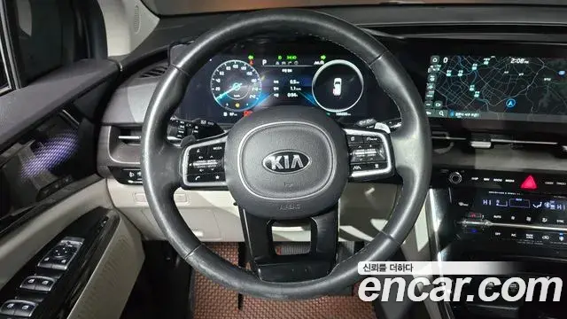 Kia Carnival 2021 — Фото 13/20