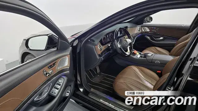 Mercedes-Benz S-Class 2018 — Фото 10/20