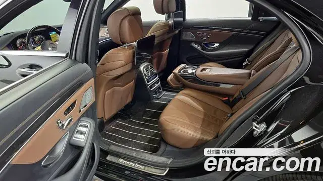 Mercedes-Benz S-Class 2018 — Фото 11/20