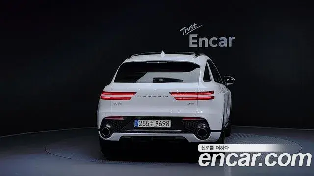 Genesis GV70 2021 — Şəkil 3/20