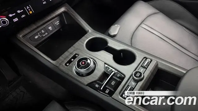 Kia K5 2025 — ფოტო 18/20