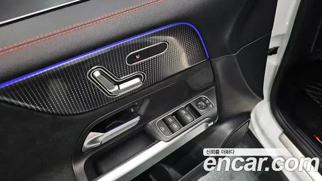 Mercedes-Benz GLB-Class 2022 — ფოტო 5/20