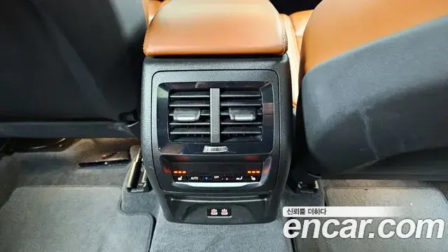 BMW X3M 2021 — ფოტო 13/20