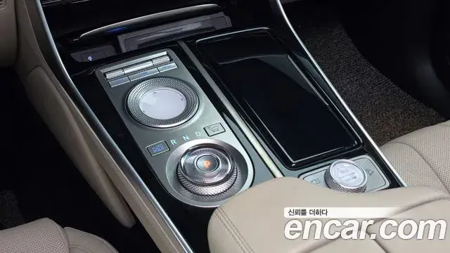 Genesis GV80 2021 — ფოტო 9/20
