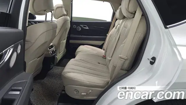 Genesis GV80 2021 — ფოტო 16/20