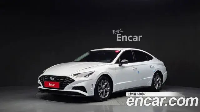 Hyundai Sonata Hybrid 2022 — Photo 3/20