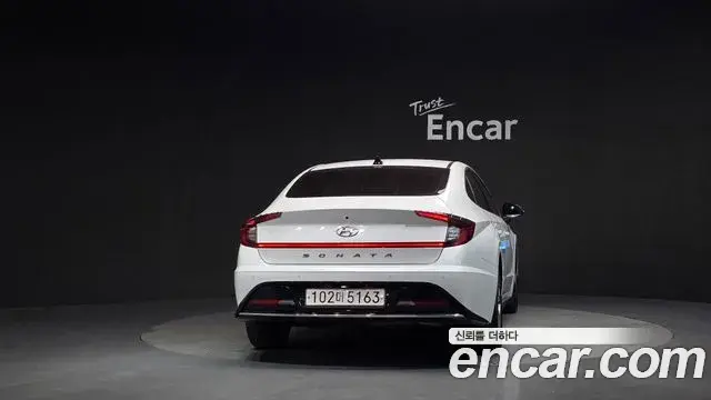 Hyundai Sonata Hybrid 2022 — Photo 5/20