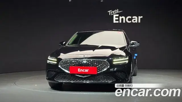 Genesis G70 2022 — ფოტო 19/20