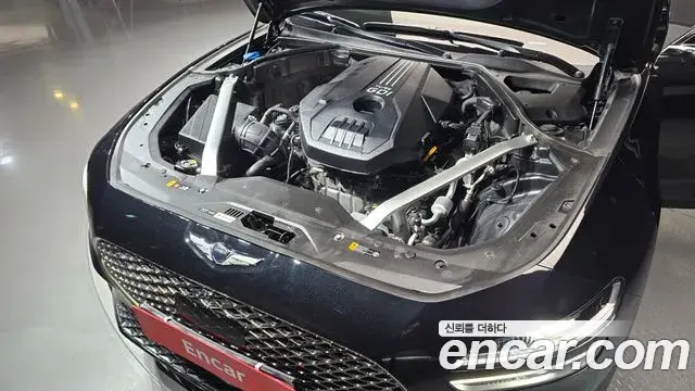 Genesis G70 2022 — ფოტო 13/20