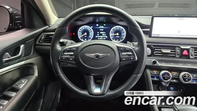 Genesis G70 2022 — ფოტო 8/20