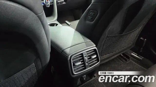 Genesis G70 2022 — ფოტო 6/20