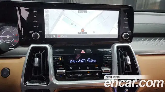Kia Sorento 2021 — Фото 14/20