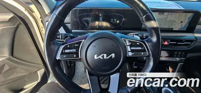 Kia Seltos 2022 — ფოტო 12/20