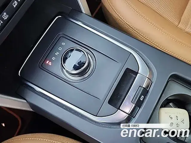Land Rover Discovery Sport 2019 — ფოტო 4/20