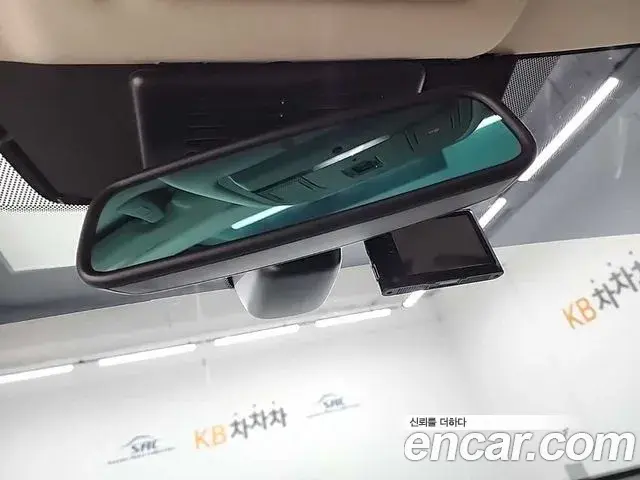 Land Rover Discovery Sport 2019 — ფოტო 15/20