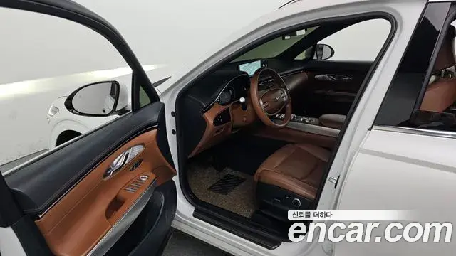 Genesis GV70 2021 — Şəkil 2/20