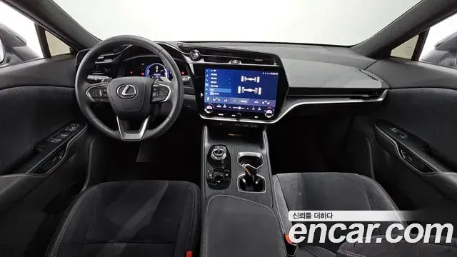 Lexus RZ450e 2023 — Şəkil 6/20
