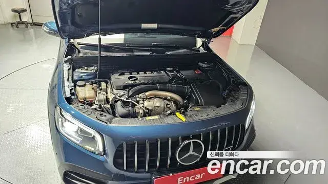 Mercedes-Benz GLB-Class 2022 — ფოტო 13/20