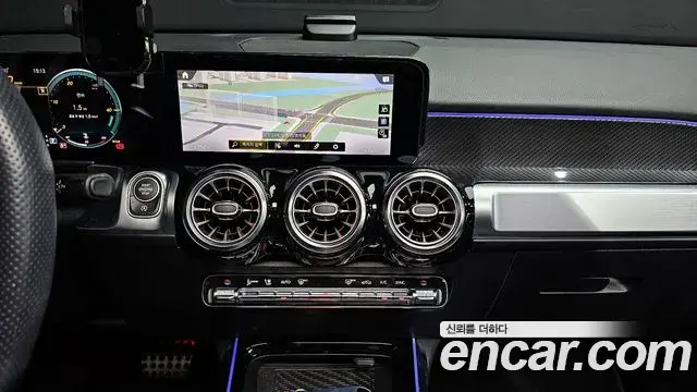 Mercedes-Benz GLB-Class 2022 — ფოტო 11/20