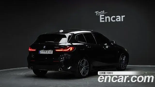 BMW 1 Series 2022 — ფოტო 5/20