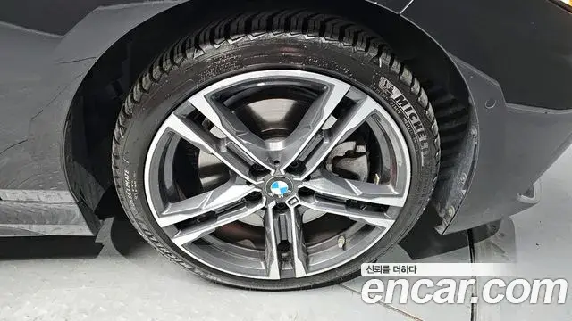 BMW 1 Series 2022 — ფოტო 11/20