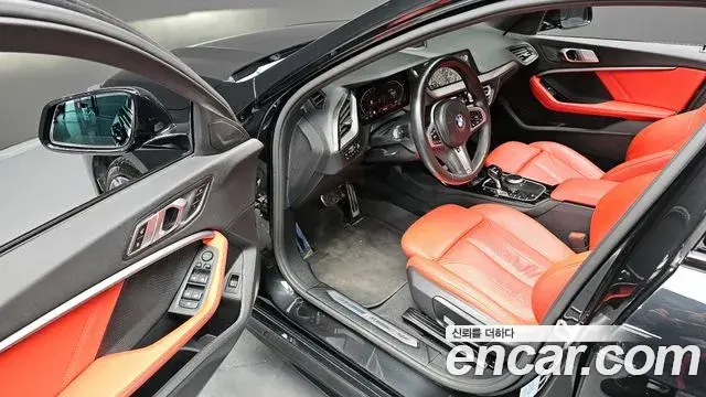 BMW 1 Series 2022 — ფოტო 3/20